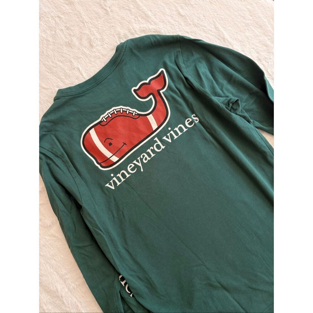 Vineyard Vines Football Whale Long Sleeve Pocket T-Shirt Green Size M